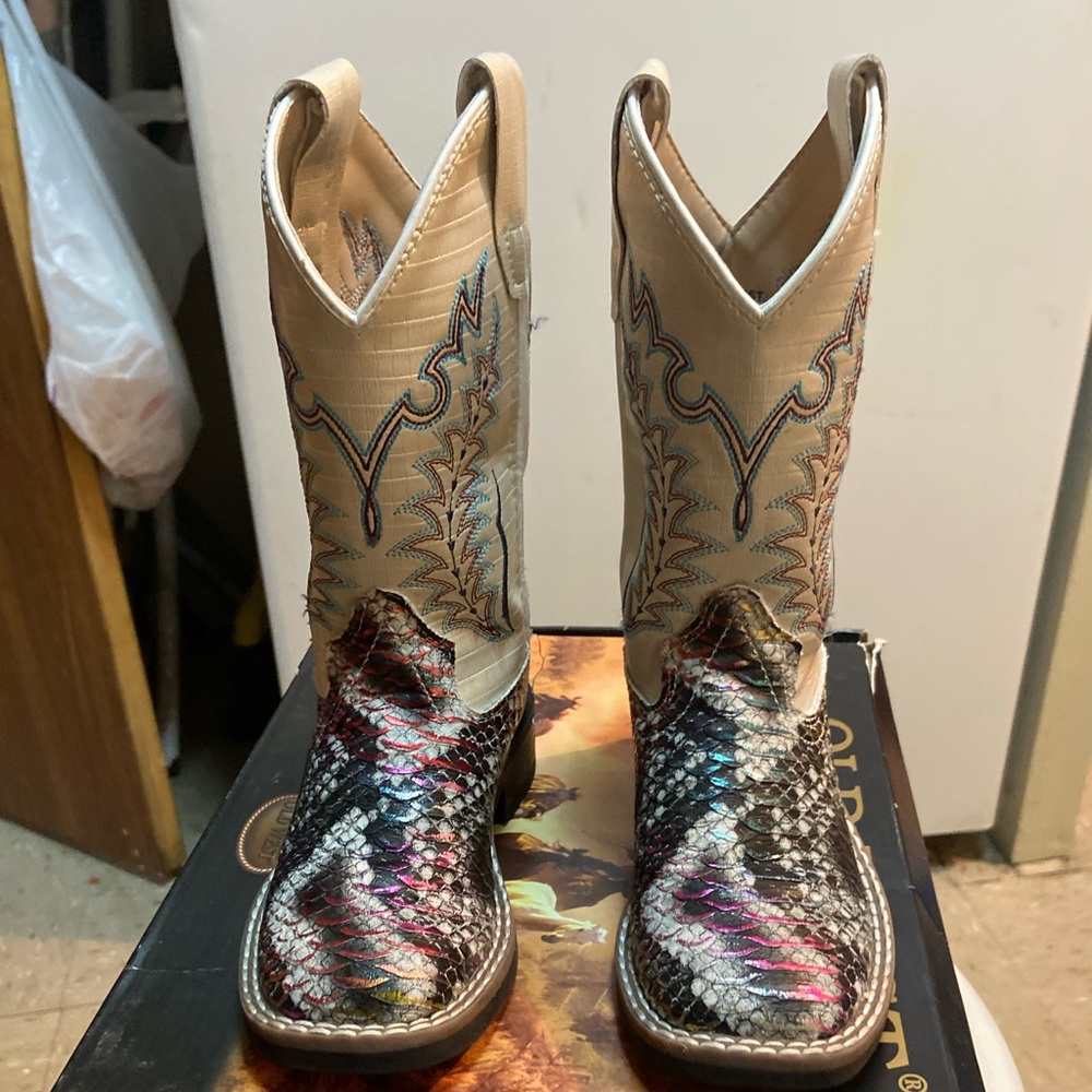 Cute adorable toddler cow boy boots